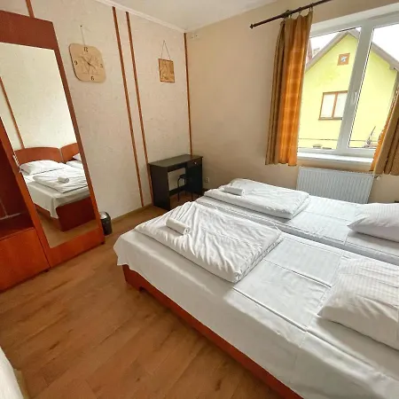 Pensjonat Guest House Lviv