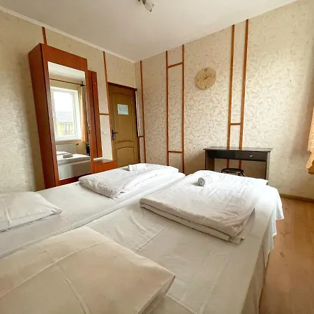 Guest House Lviv Πανσιόν Λβιβ