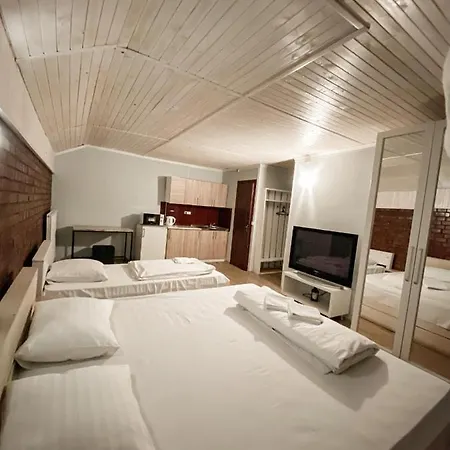 Guest House Lviv Λβιβ